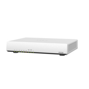 QNAP Wi-Fi 6 SD-WAN router QHora-301W (4x GbE / 2x 10GbE / 2x USB 3.2 / 8 interných antén)