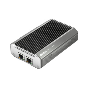 QNAP QNA-UC10G2T - adaptér USB-C 4 (podpora Thunderbolt 3 a 4) na 2x 10GbE NBASE-T (pasívne chladenie)